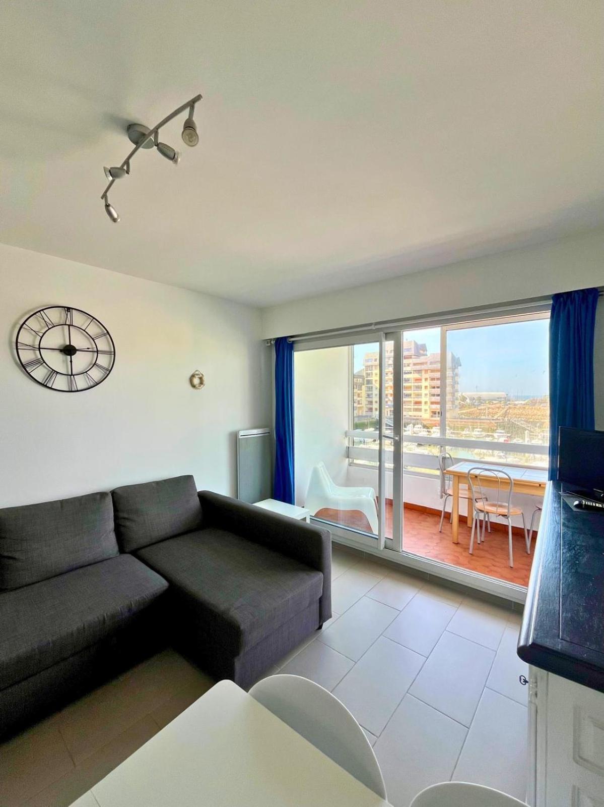 Appartement Vue Mer Et Marina, Loggia - Parking Courseulles-sur-Mer Exteriör bild